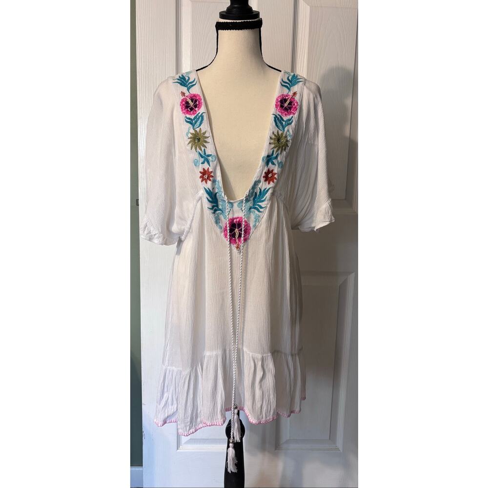 Blue Island Beach Coverup Women's Medium White Tropical Beaded Flowers